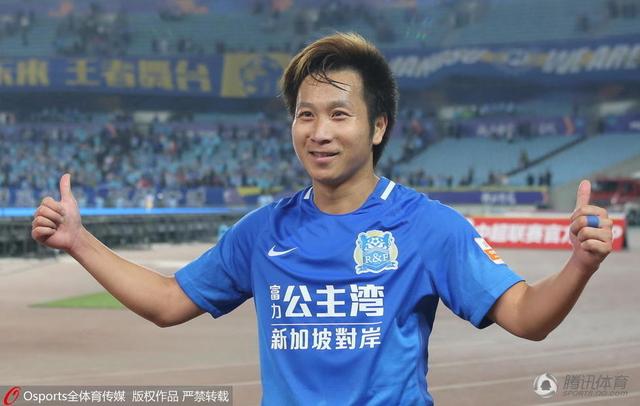 在幕后特辑中，导演表示，《极速车王》不仅仅是一部关于赛车的影片，更是关于兄弟情谊和相互合作的故事